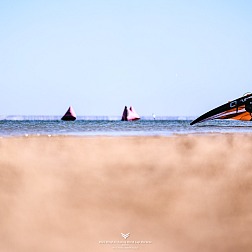 Ulf Meier-Kriesche’s slow walk back to shore after a failed search for wind